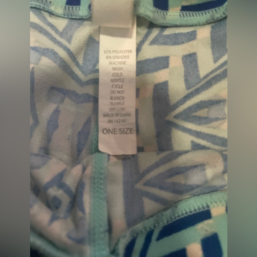 Cute LuLaRoe Leggings - Picture 2 of 6